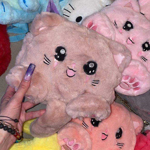 Fluffy cat purses 👛 - Picture 7 of 16